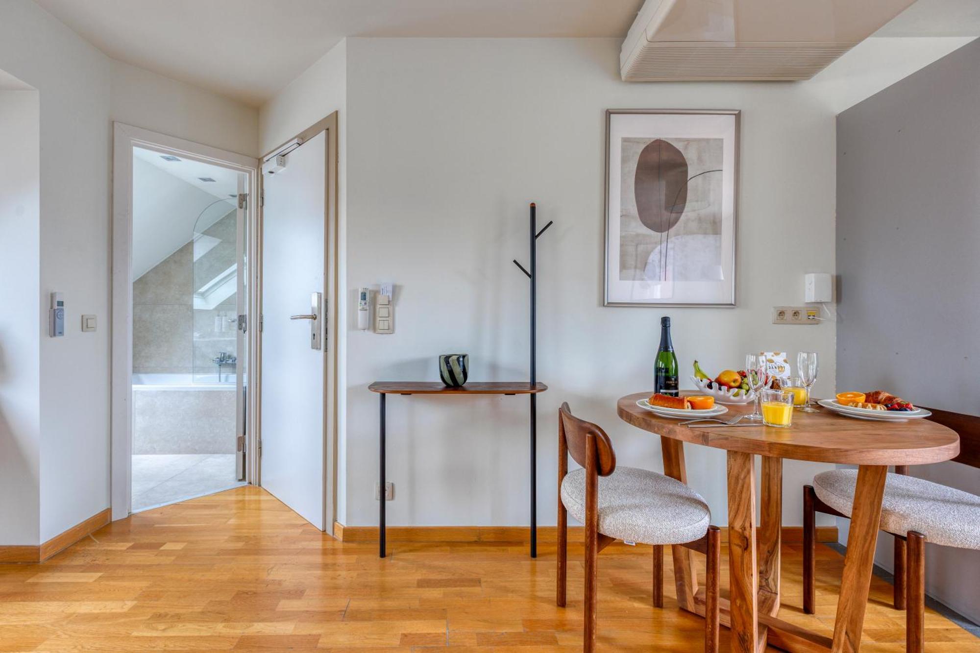 Mas Europe By Sweett Apartment
